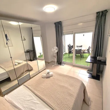 Apartamentosbiamar شقة كامبريلس